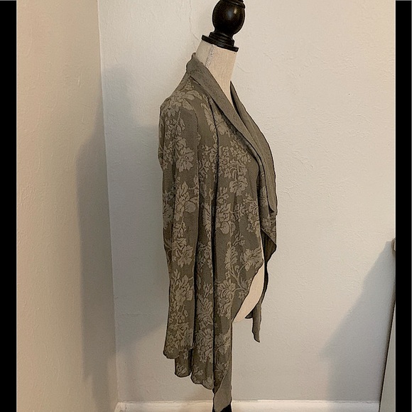 **Host Pick ππ** Knox Rose brown-gray floral jacquard print cardigan size S - Picture 3 of 7
